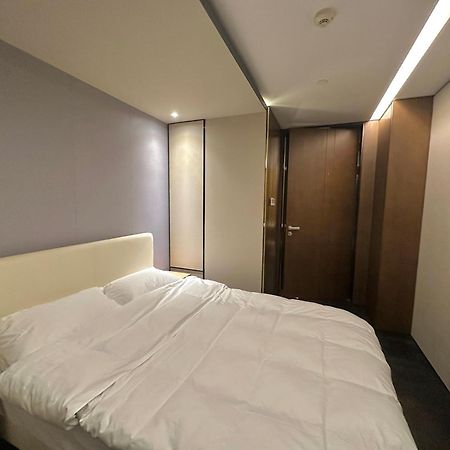 Zhome-Luxury Three-Bedroom Suite-Near The Bund Šanghaj Exteriér fotografie